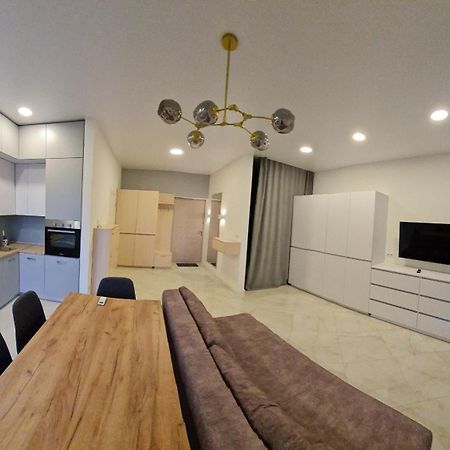 Apartplus - Затишні Апартаменти Dnepropetrovsk Exterior foto