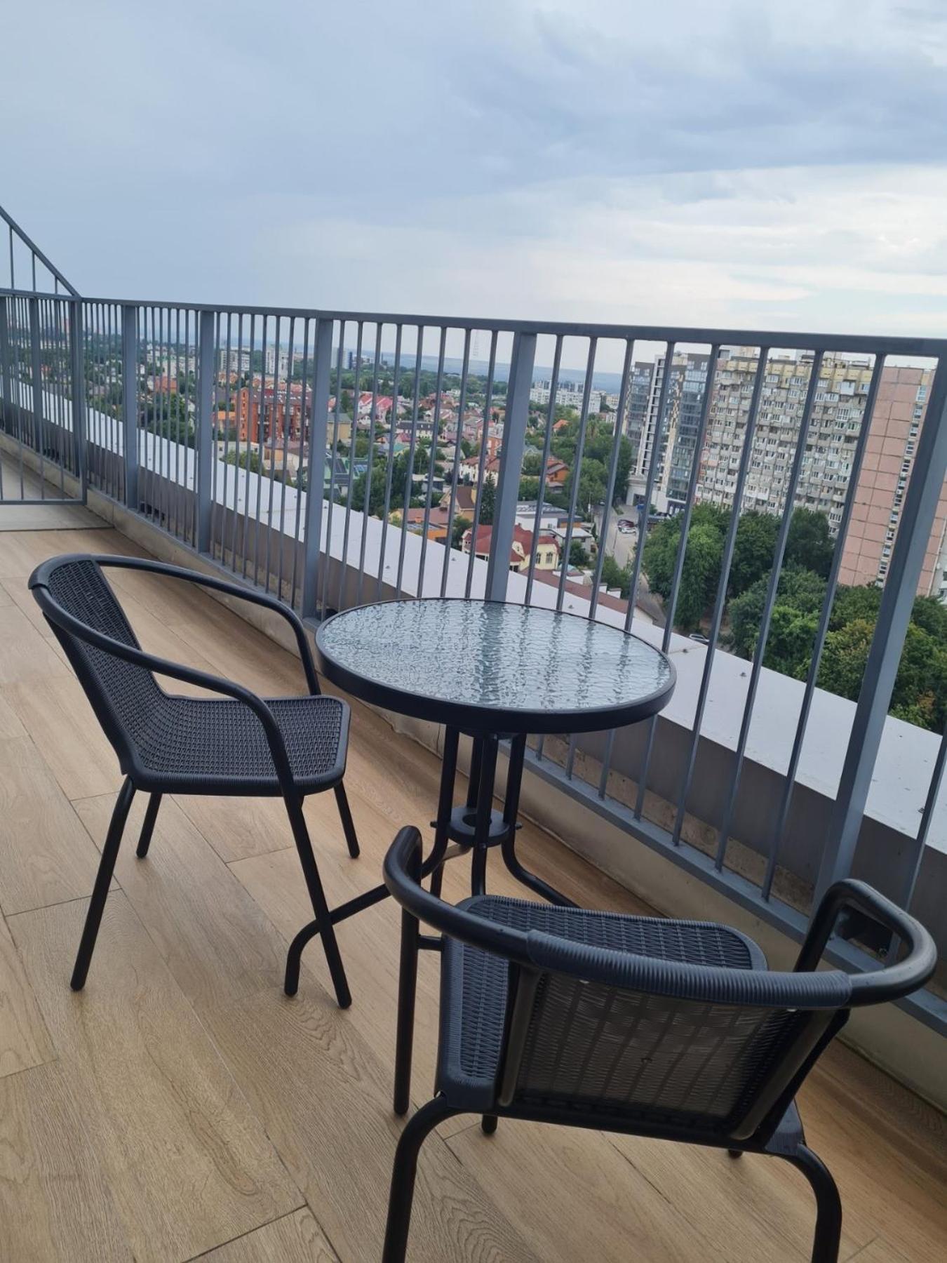 Apartplus - Затишні Апартаменти Dnepropetrovsk Exterior foto